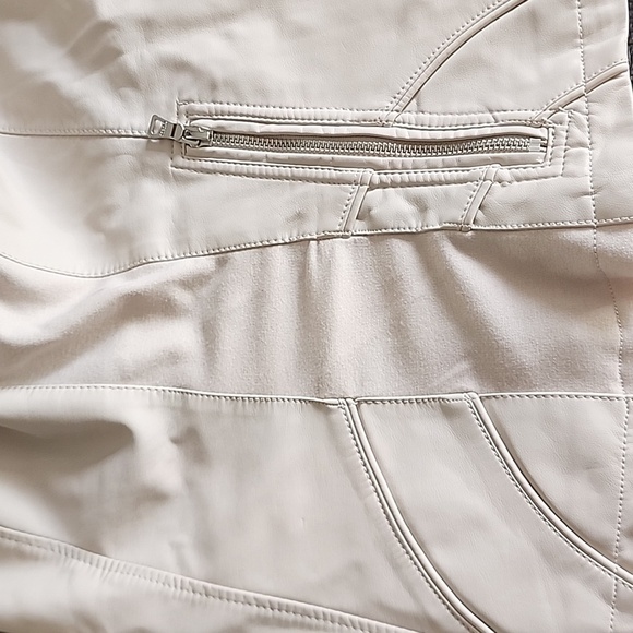 Guess Women's Off-White Faux-Leather Moto Jacket - Picture 5 of 9